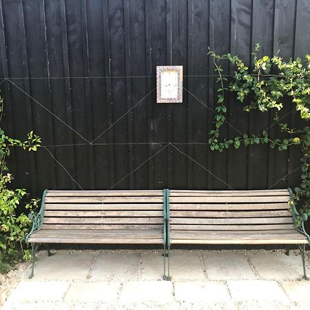 Maison De La Grange, Chaulieu Sourdeval Eksteriør bilde